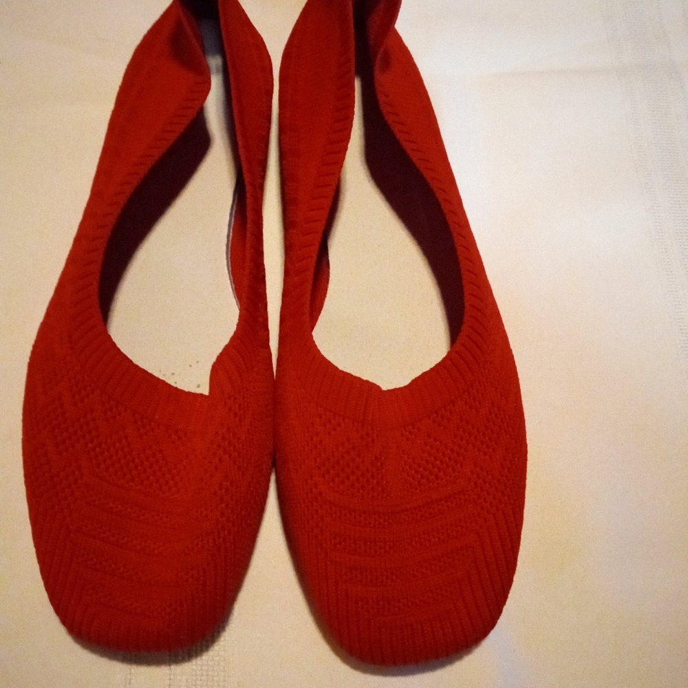 Women’s Red Knit Woven Flats Size 9.5 New